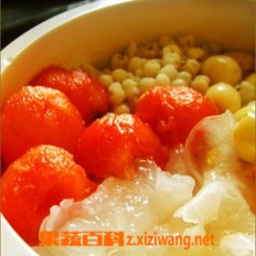 果蔬百科薏米银饵莲子西瓜冰粥