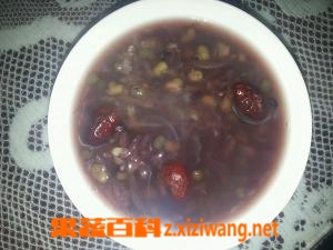 果蔬百科黑米薏仁绿豆粥