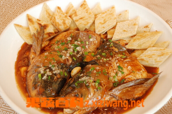 果蔬百科鱼头泡饼怎么做