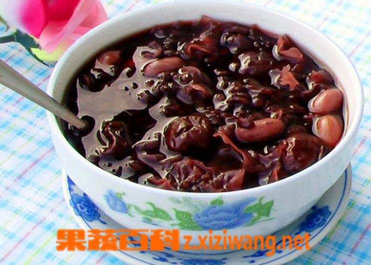 果蔬百科黑米黑豆红枣粥的做法