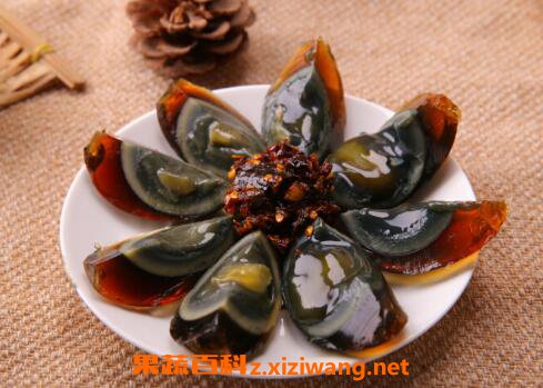 皮蛋是怎么做成的 皮蛋的做法技巧