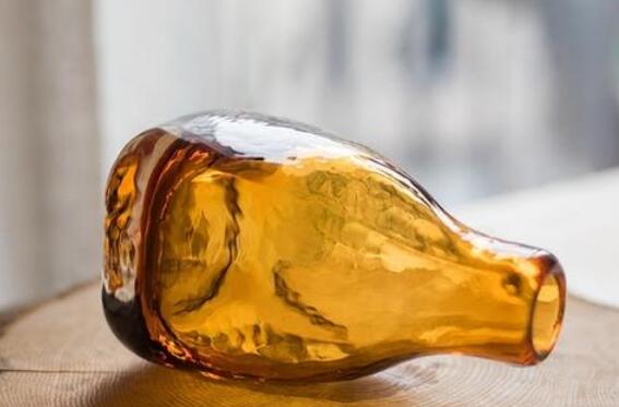 琥珀精油的功效与作用