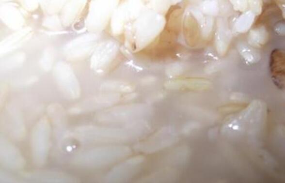 糙米酒糟有什么功效