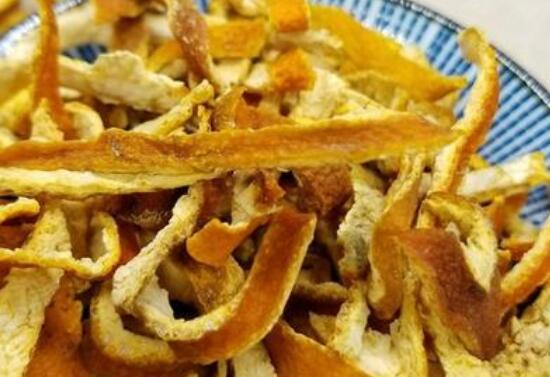 干桔子皮泡水喝的功效