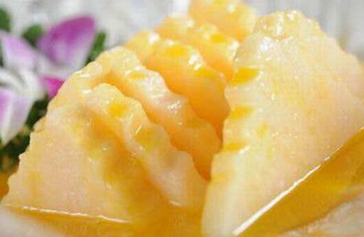 菠萝为什么要用盐水泡 凤梨不用盐水泡能吃吗