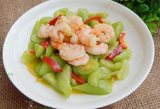 虾仁炒什么好吃又简单