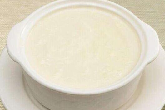 过期酸奶浇花的正确方法