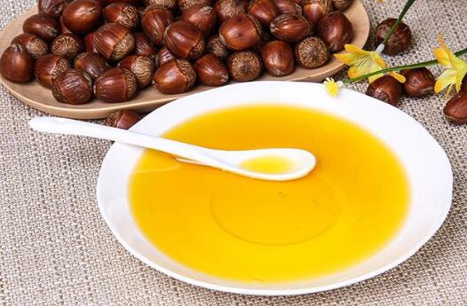 榛子油怎么吃最好 榛子油的食用方法